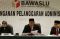 Bawaslu Lanjutkan Sidang...