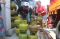 Warga Sumur Batu Antre...