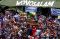 Ribuan Warga Berebut...