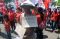 Ribuan Buruh Demo di...