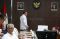 Menko Puan Pimpin Rapat...
