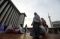 Ribuan Umat Islam Salat...