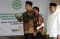 Presiden Jokowi Serahkan...