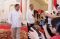 Presiden Jokowi Bertemu...