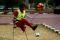 Melihat Latihan Tim...