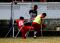 Melihat Latihan Tim...