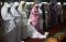 Ribuan Umat Muslim Salat...