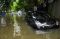 Puluhan Mobil Terendam...