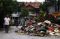 Banjir Sisakan Sampah...