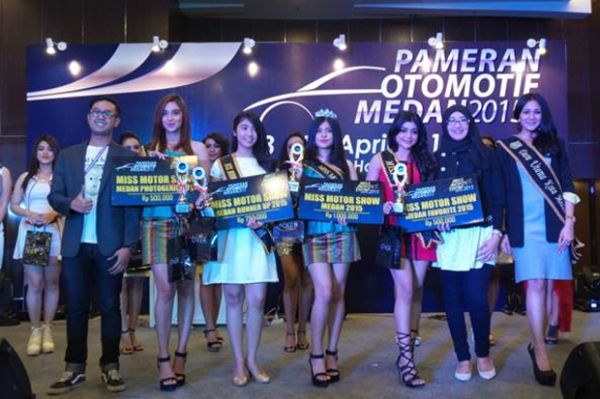 miss POM miss POM