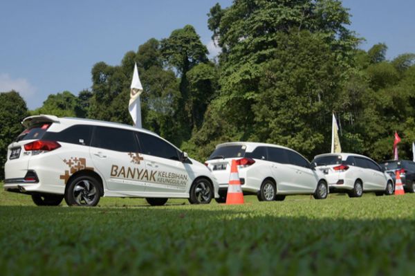 wisata mobilio