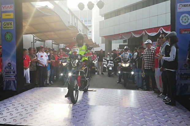 Pemotor Indonesia Solo Ride Jakarta-Himalaya Usung Misi Damai