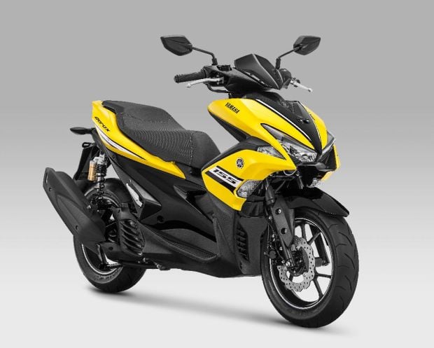 Aerox 155VVA R-Version Dibalut Livery Legendaris Yamaha MotoGP
