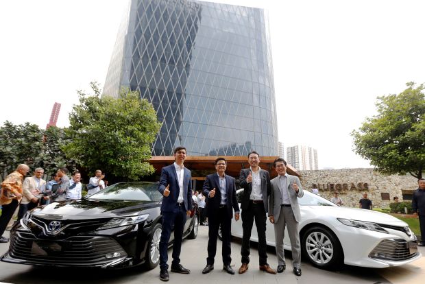 Mengaspal Resmi di Awal 2019, All New Camry Lebih Mewah dan Agresif