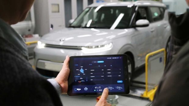 Hyundai dan Kia Rancang Aplikasi yang Bisa Mengendalikan Mobil Listrik
