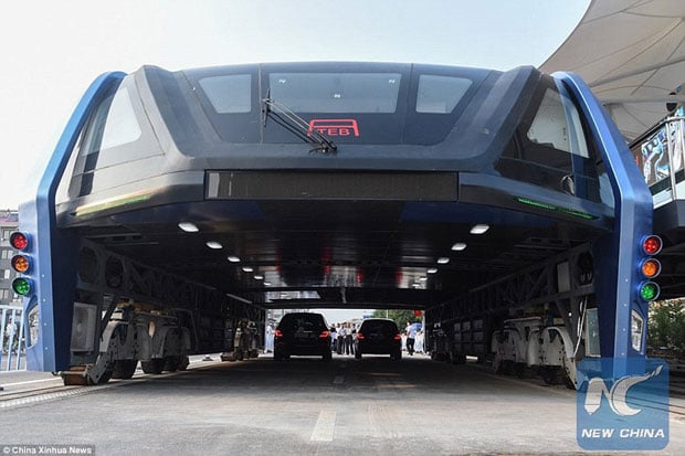 Bus Ngangkang Buatan China Dipastikan Bermasalah