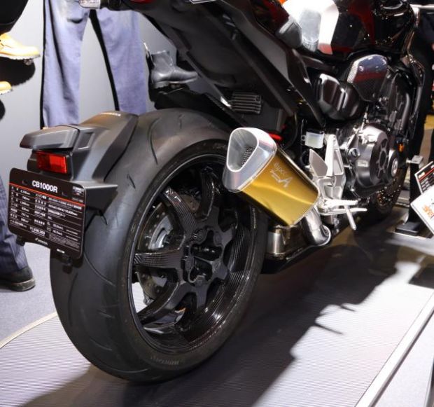 Gendong Mesin Fireblade, Honda Resmi Luncurkan CB1000