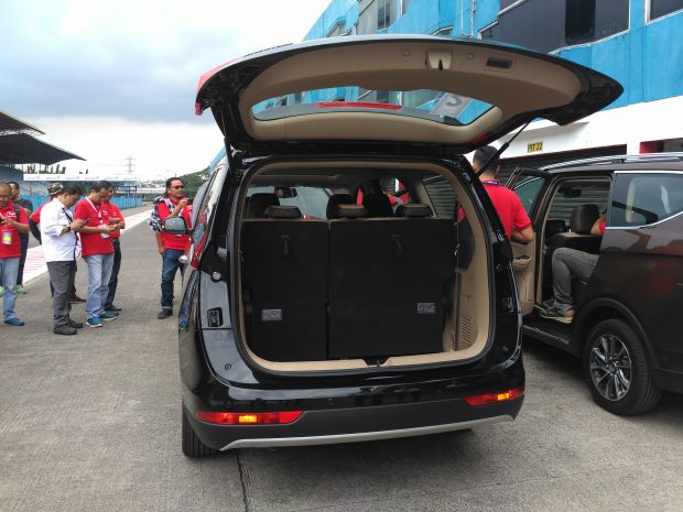 Harga Jual Wuling Cortez Bakal Terungkap Sore Ini