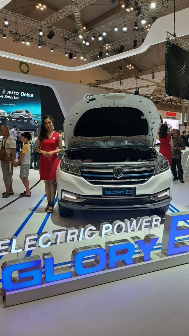 DFSK Pamer Teknologi Glory i-Auto dan Glory E3 di Pameran GIIAS