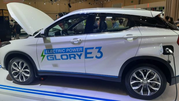 DFSK Pamer Teknologi Glory i-Auto dan Glory E3 di Pameran GIIAS
