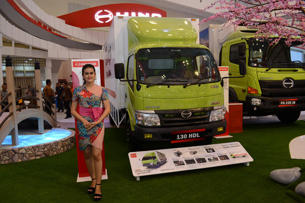 Intip Dua Model Truk Kuat dan Tangguh Hino di GIIAS 2017