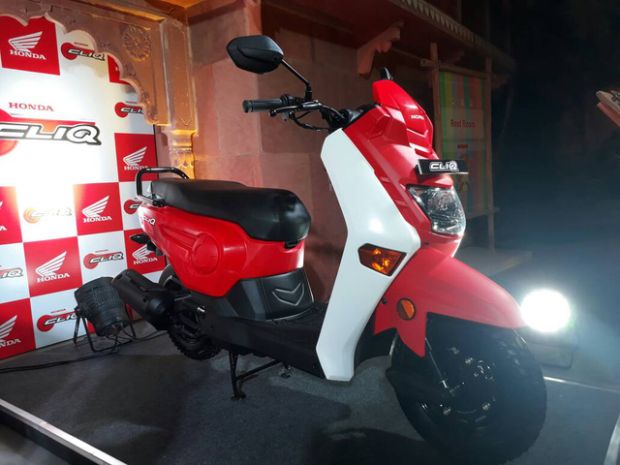Honda Luncurkan Skutik Perkawinan Scopy dengan Navy