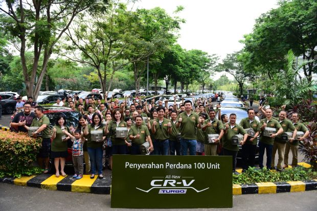 100 Unit All New Honda CR-V Turbo Diserahkan pada Konsumen