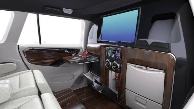 DC Bentuk Interior Toyota Innova seperti Jet Pribadi