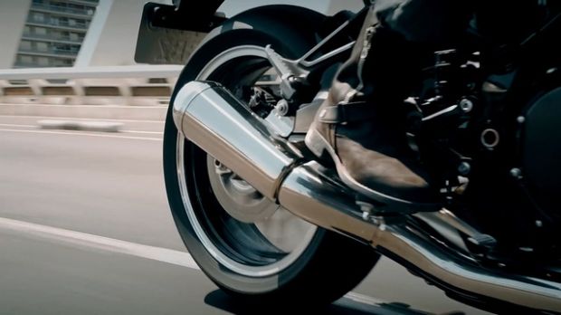 Kawasaki Kembali Perlihatkan Otot dan Tampang Z900RS