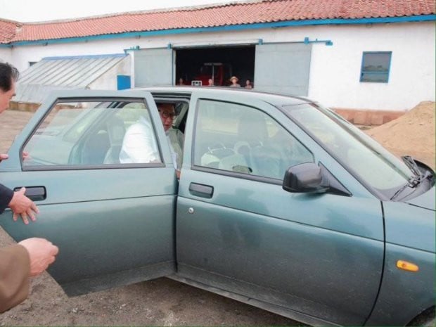 Terungkap Kim Jong-un Sehari-Hari Naik Mobil Butut