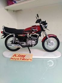 Dijuluki Motor Jambret, Miniatur Yamaha RX King Diserbu Pembeli