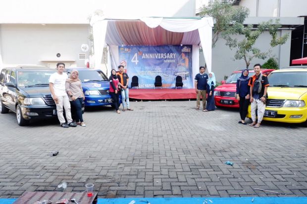 Donasi untuk Anak Yatim Warnai Jambore Kedua Kijang Kapsul Community Indonesia