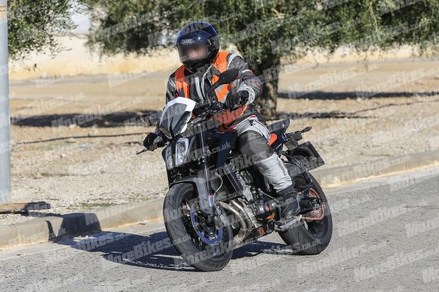 Tes Terakhir, Wujud KTM Duke 790 Terlihat Jelas