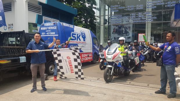 Yamaha Jakarta Bagi-Bagi Emas ke Pemenang THR Lexi