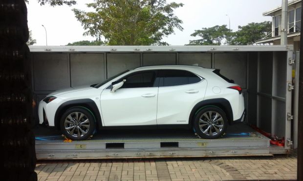 Barisan Mobil Mewah, Temani Sedan Otonom Lexus di GIIAS 2018