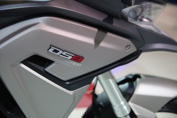 Loncin CR9, Motor Adventure China Bermesin BMW650GS