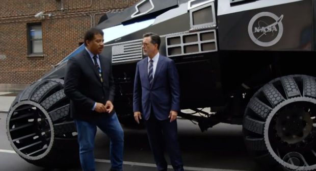 Sebelum Ngebut di Mars, Mobil Concept NASA Resmi Keliling AS