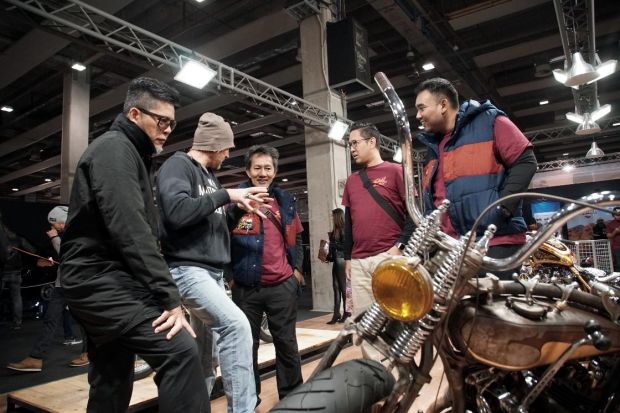 Motor Custom Indonesia Hipnotis Builder dan Media Eropa