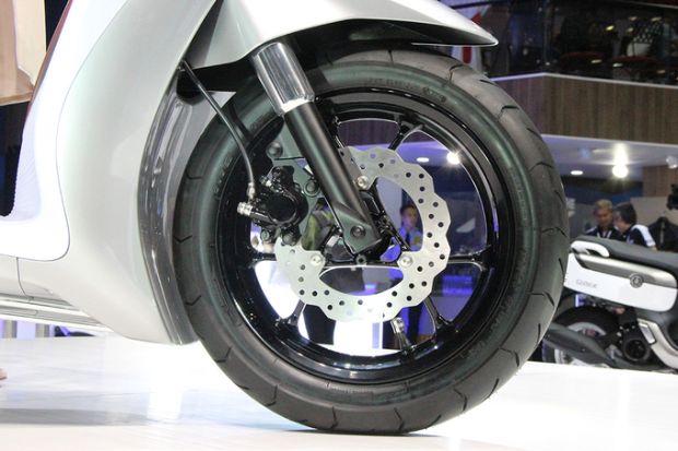 Yamaha Glorious, Skutik Canggih Bernilai Seni Tinggi Resmi Diperkenalkan