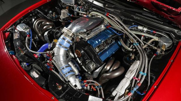 Kecepatan Toyota Supra V12 Dirampas Nissan 300ZX
