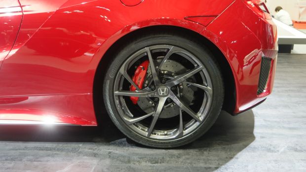 Sportcar Honda yang Nyaman untuk Mengaspal di Perkotaan dan Sirkuit