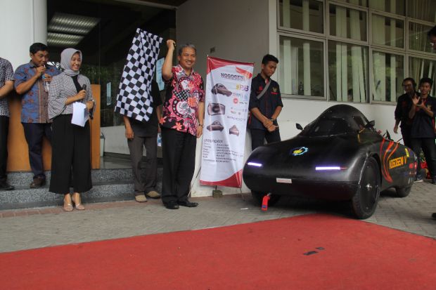 Dua Mobil Hemat Energi ITS Siap Bertanding di Singapura