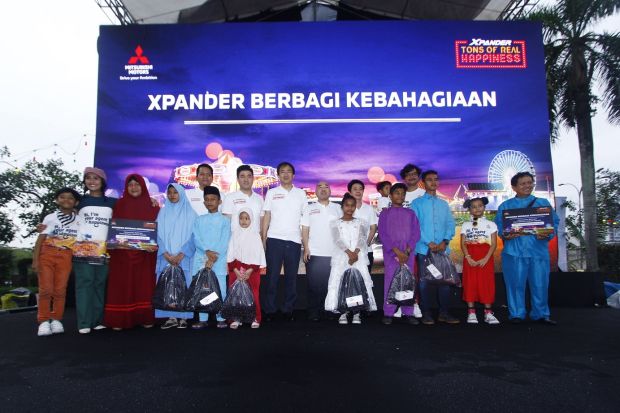 XPANDER Tons of Real Happiness Datang, Keluarga Pekanbaru Ceria