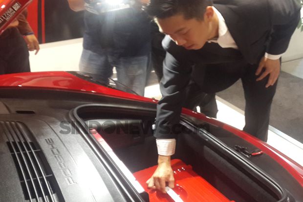 Wow, Porsche 911 Carrera GTS Mengaspal di Indonesia