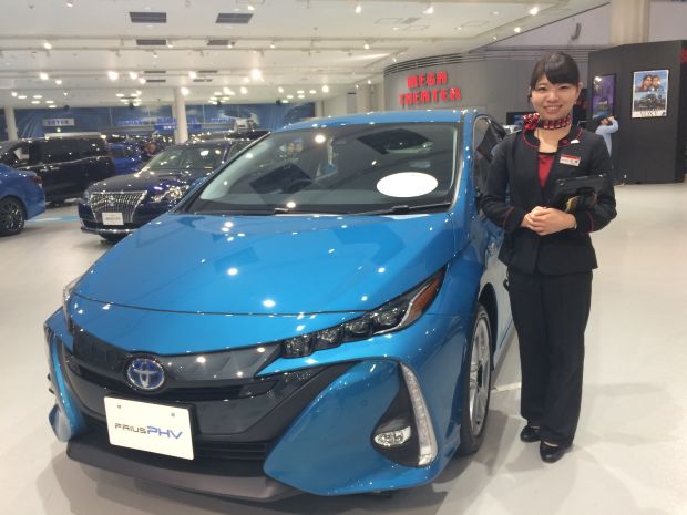 Toyota Pusat Tak Ingin Buru-buru Garap Mobil Listrik