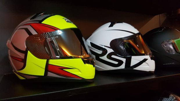 RSV Helmet Resmikan Flagship Baru di Dealer KTM Daan Mogot