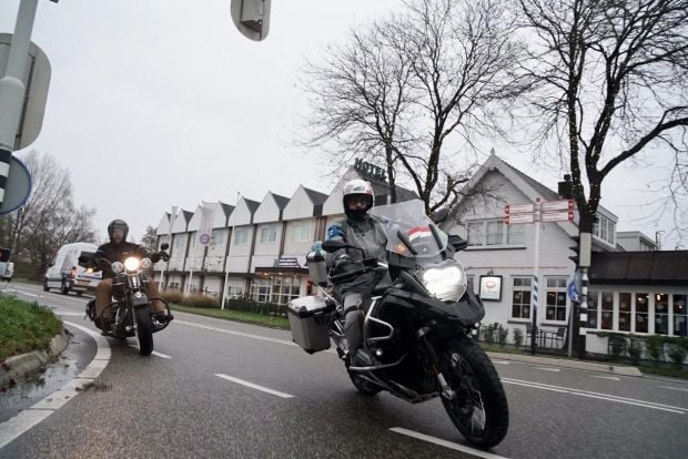 Rasakan Aspal Eropa, Tim Suryanation Motorland Ngegas di Belanda