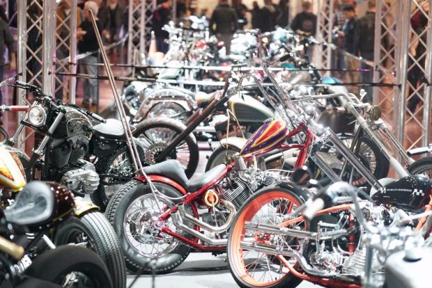 Custombike Show Dikepung Ratusan Motor Custom Terbaik Eropa