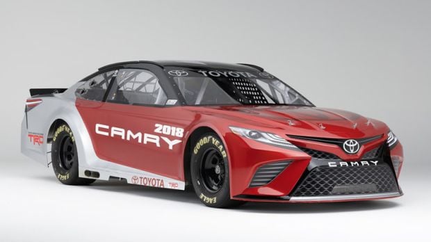 Biar Semakin Buas, Toyota Camry 2018 Ada yang Versi Nascar
