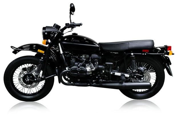 Ural Motorcycle Pasarkan Motor Perang di Indonesia